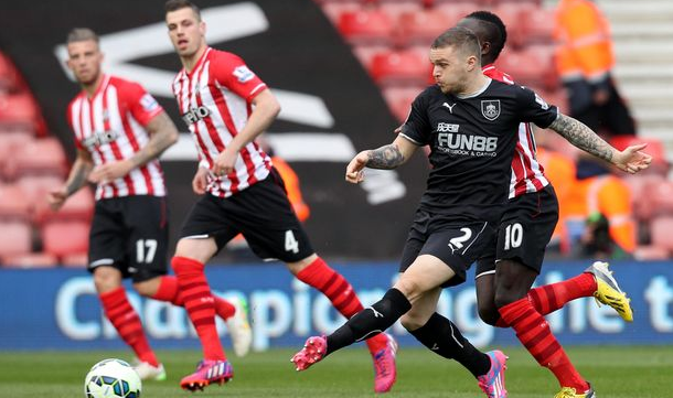 很多牌手自 很多牌手自